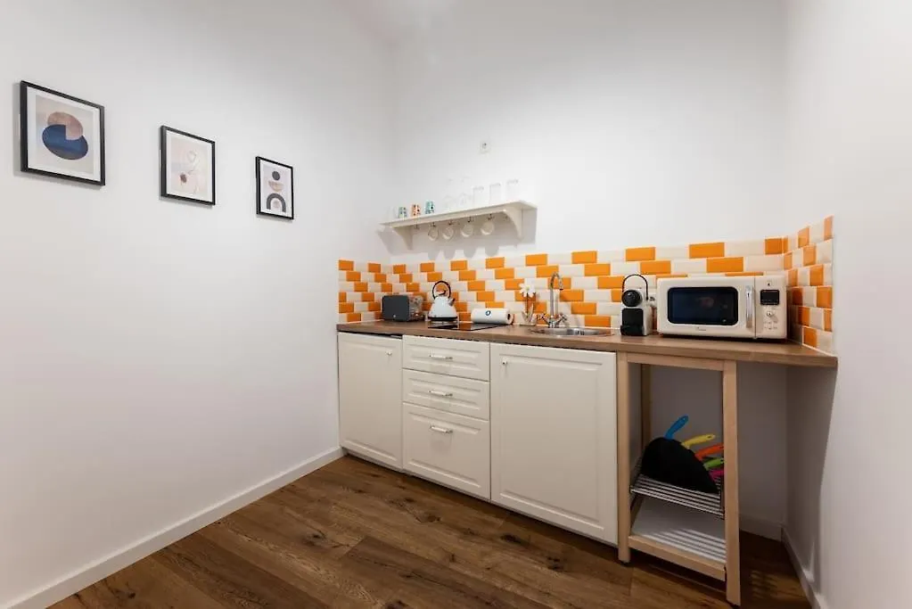 Chic Studio Near Metro & Center By Hm Vienna Apartment